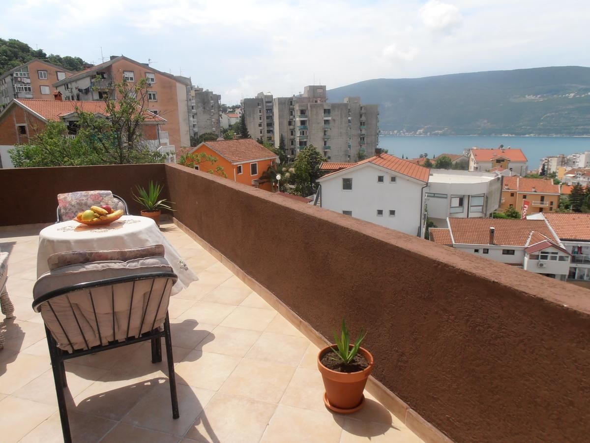 Апартаменты Apartments Lav Costas Херцег-Нови-26