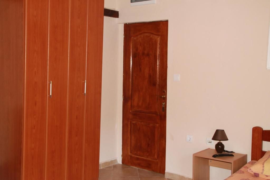 Апартаменты Apartments Lav Costas Херцег-Нови