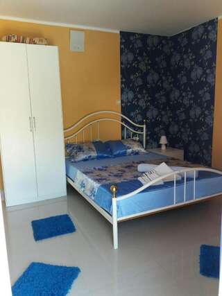 Апартаменты Apartments Lav Costas Херцег-Нови Апартаменты-1