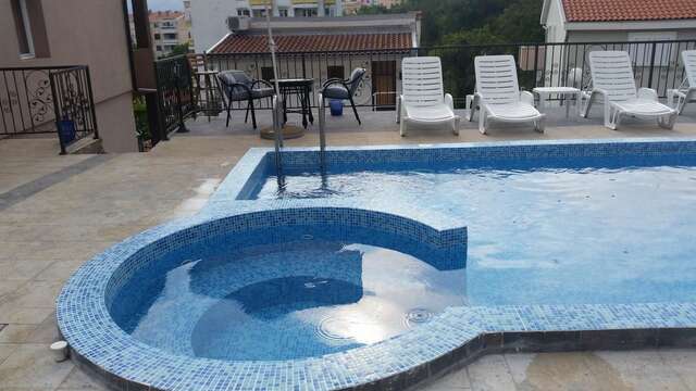 Апартаменты Apartments Lav Costas Херцег-Нови-5