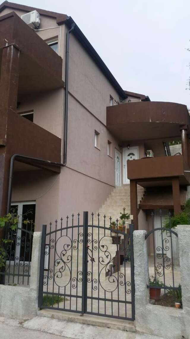 Апартаменты Apartments Lav Costas Херцег-Нови-7