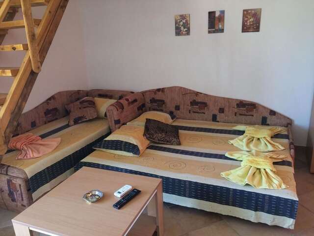 Апартаменты Apartments Lav Costas Херцег-Нови-69